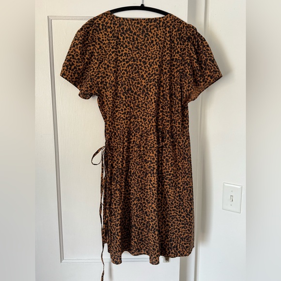 Madewell Flutter-Sleeve Wrap Mini Dress in Painted Leopard - Picture 7 of 8